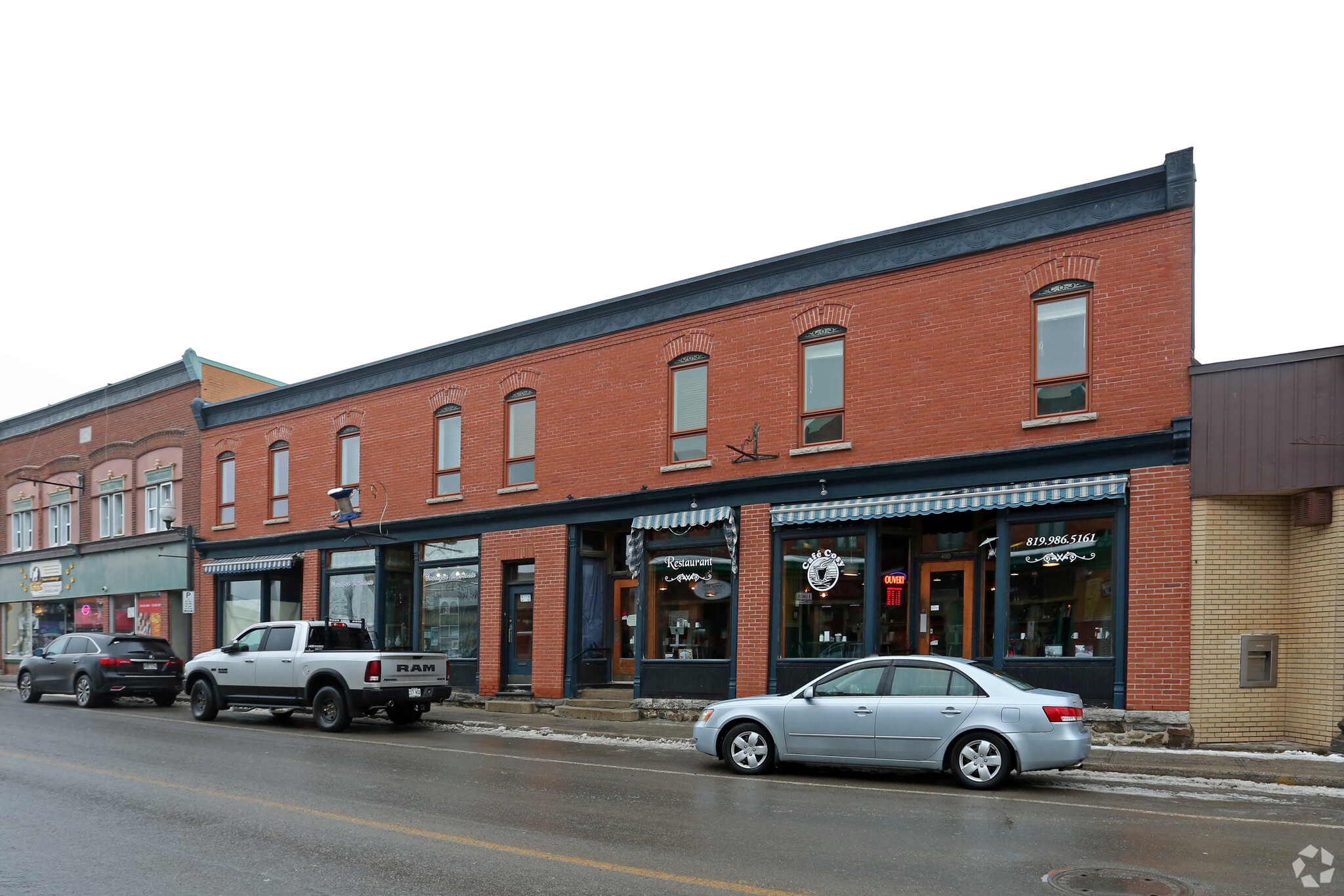 488-498 Av de Buckingham, Gatineau, QC for sale Primary Photo- Image 1 of 1