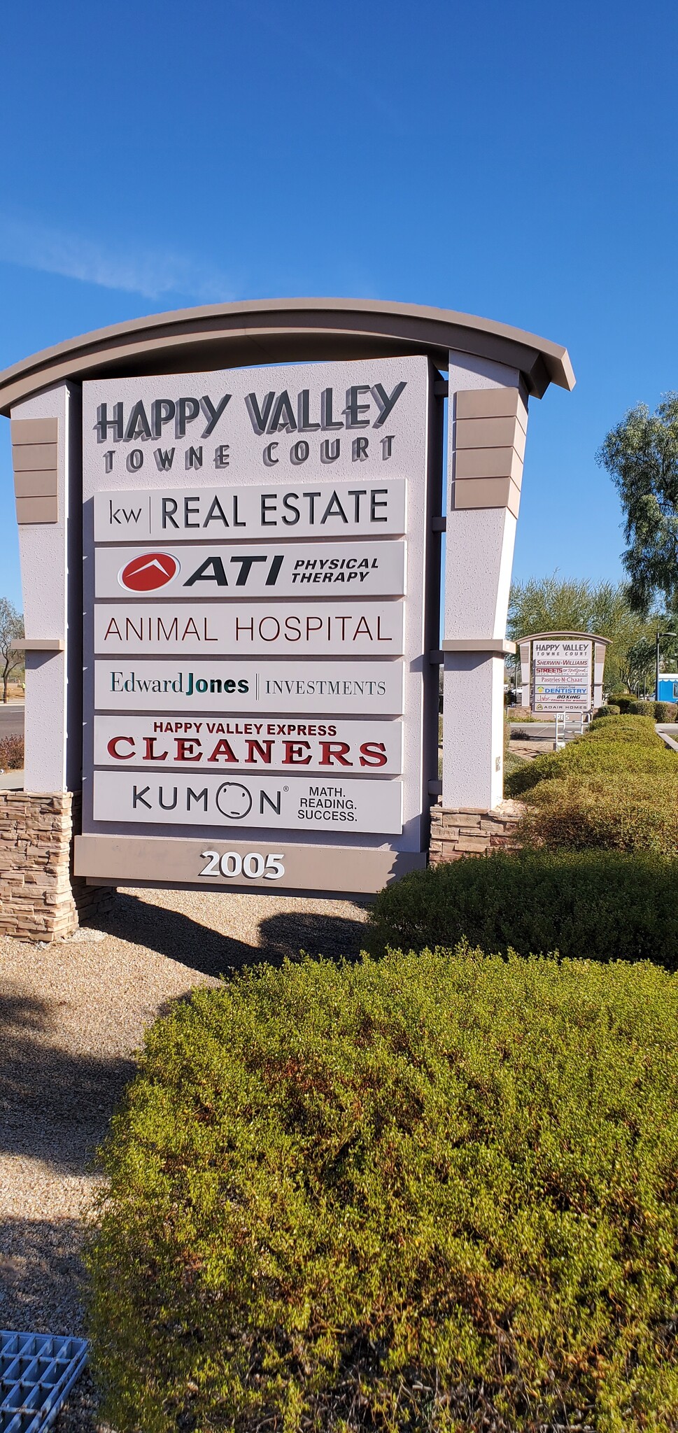 2005 W Happy Valley Rd, Phoenix, AZ for lease Building Photo- Image 1 of 2