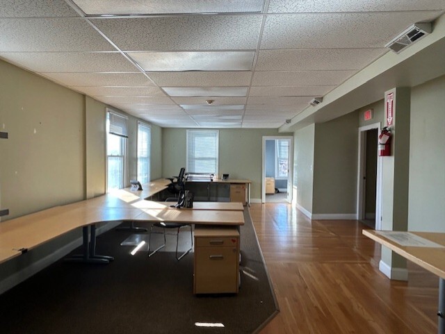 2269-2275 Massachusetts Ave, Cambridge, MA for lease - Building Photo - Image 3 of 19