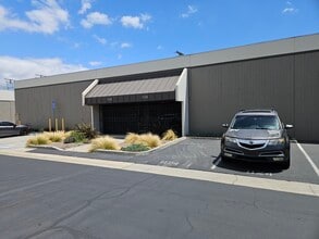 1116-1124 E Valencia Dr, Fullerton, CA for lease Building Photo- Image 2 of 3