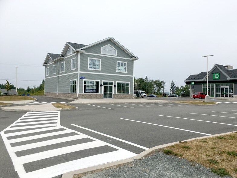 5226 St. Margarets Bay Rd, Halifax, NS à vendre - Photo principale - Image 1 de 1
