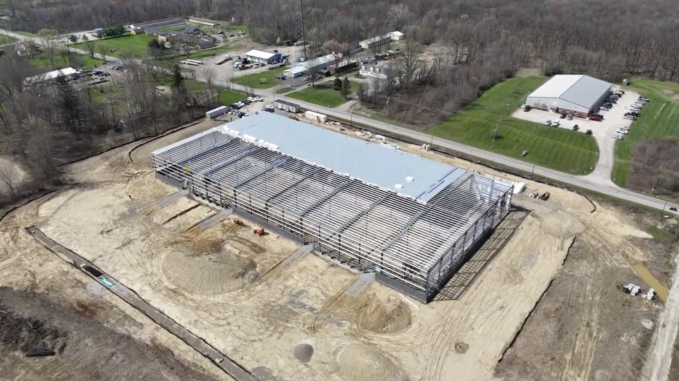 13001 Mahoning Ave, North Jackson, OH for lease - Building Photo - Image 1 of 8