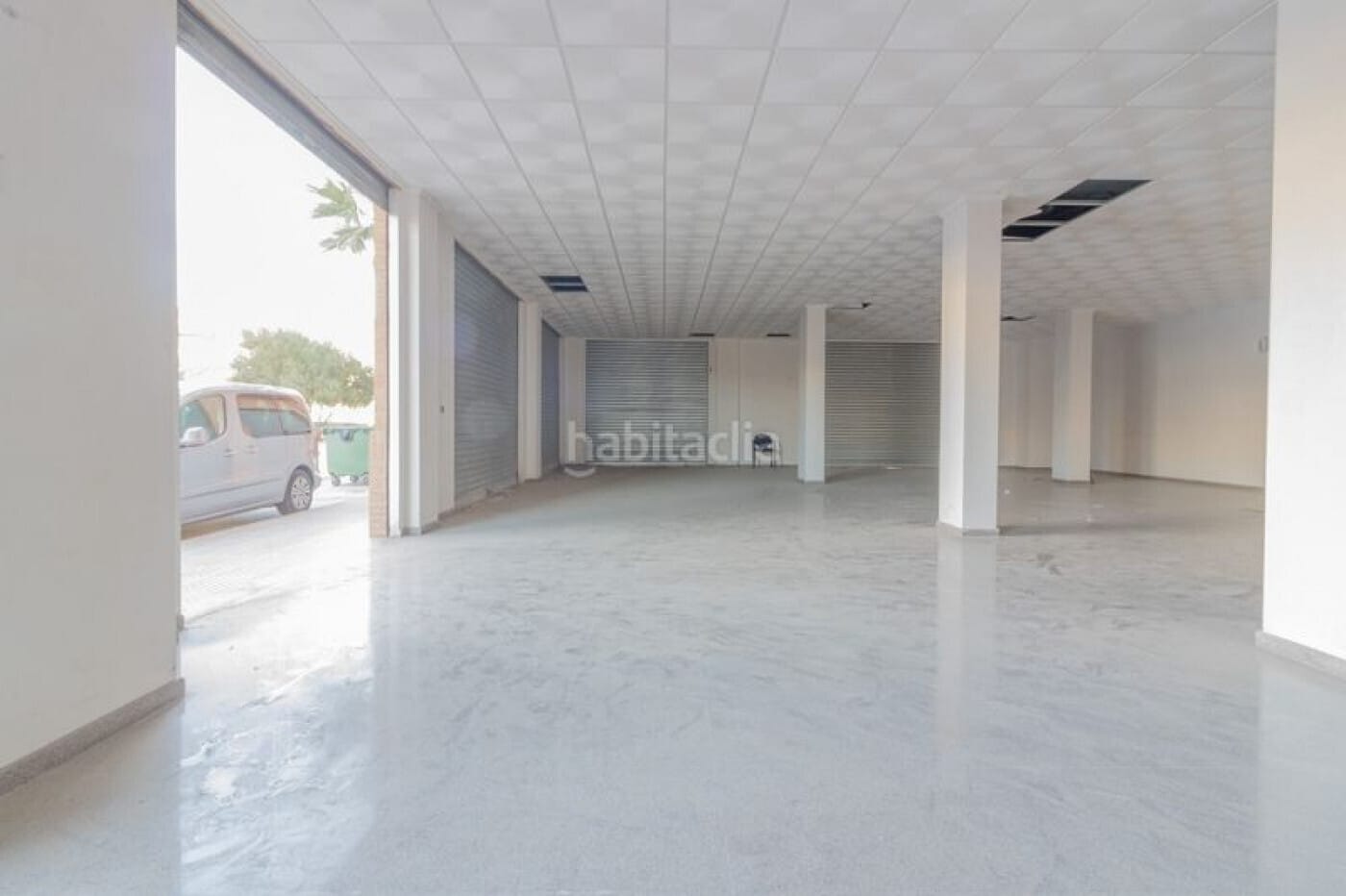 Retail in València for sale Building Photo- Image 1 of 17