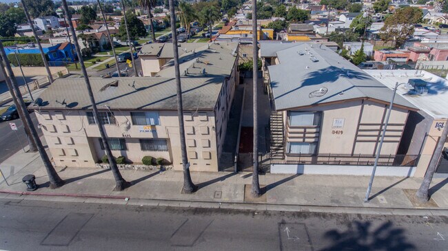 More details for 8419-8425 S Western Ave, Los Angeles, CA - Multifamily for Sale