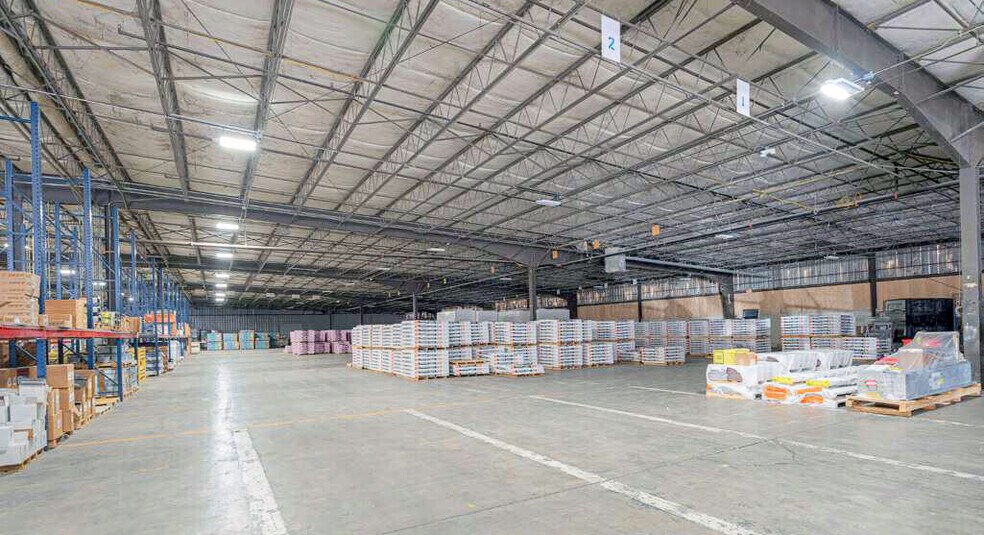 680 Scattergood Dr NW, Christiansburg, VA à vendre - Photo du bâtiment - Image 2 de 14