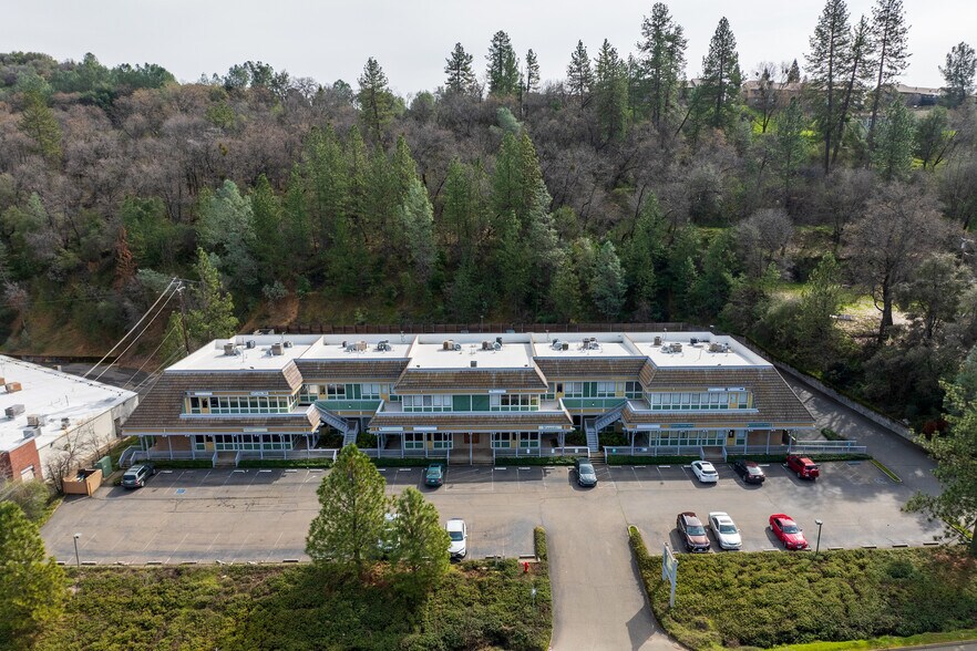 344 Placerville Dr, Placerville, CA à louer - Photo du bâtiment - Image 3 de 19