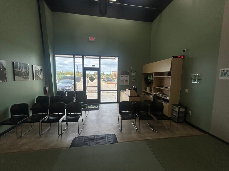 8035 Highway 6, Missouri City, TX à louer - Photo du bâtiment - Image 3 de 11