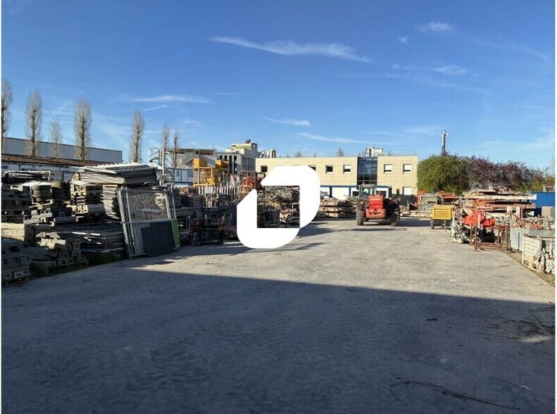 Rue Du Docteur Schweitzer, Morangis for lease - Construction Photo - Image 3 of 9