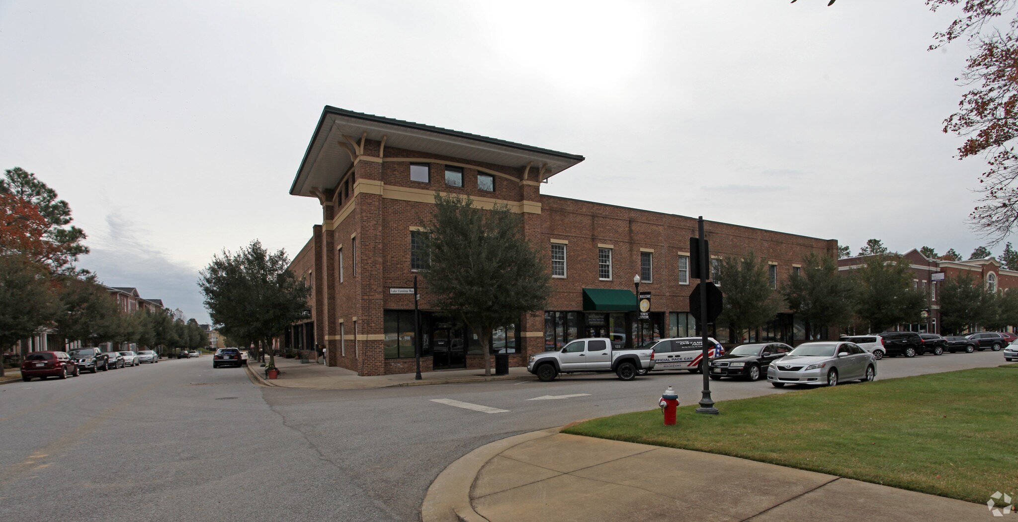 300 Long Pointe Ln, Columbia, SC à vendre Photo principale- Image 1 de 29