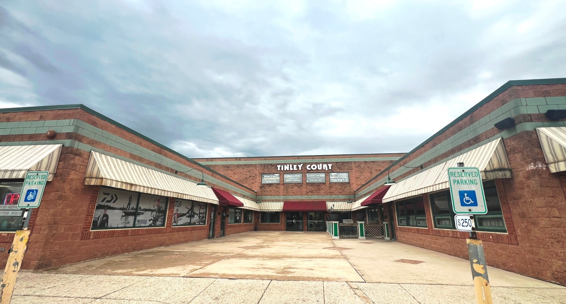 7903 W 159th St, Tinley Park, IL for lease Building Photo- Image 1 of 14