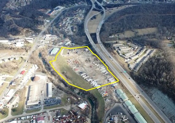 7967 Wesselman Rd, Cleves, OH à louer Photo principale- Image 1 de 3