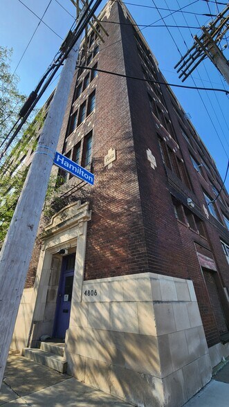 4806 Hamilton Ave, Cleveland, OH à vendre - Photo du bâtiment - Image 3 de 14