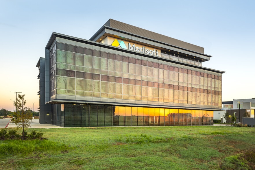 6932 Brisbane ct, Sugar Land, TX for lease - Building Photo - Image 1 of 17