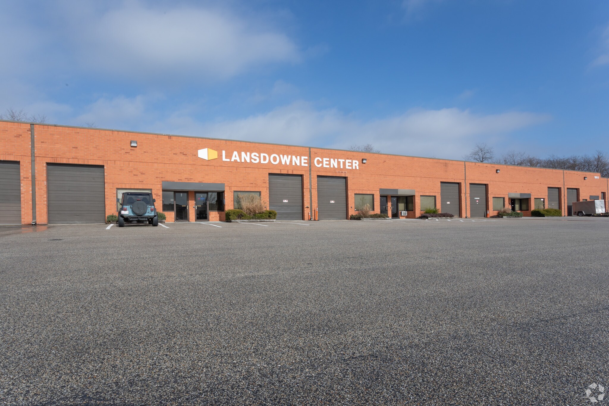 1900 Lansdowne Rd, Lansdowne, MD for lease Primary Photo- Image 1 of 3