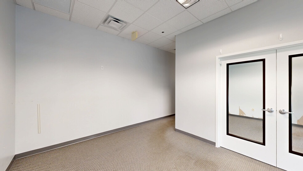 7300-7356 Greenbriar Pky, Orlando, FL à louer - Numérisation 3D de Matterport - Image 3 de 32