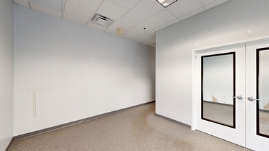 7300-7356 Greenbriar Pky, Orlando, FL à louer Numérisation 3D de Matterport- Image 1 de 7