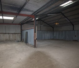 Bullfinches Farm, Eridge Green for lease Interior Photo- Image 2 of 3