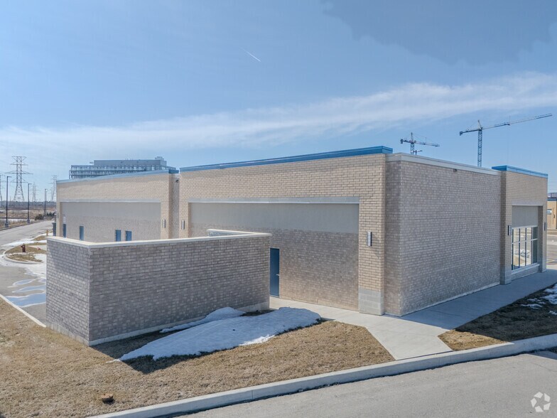 3221-3227 Appleby Line, Burlington, ON à louer - Photo du bâtiment - Image 2 de 2