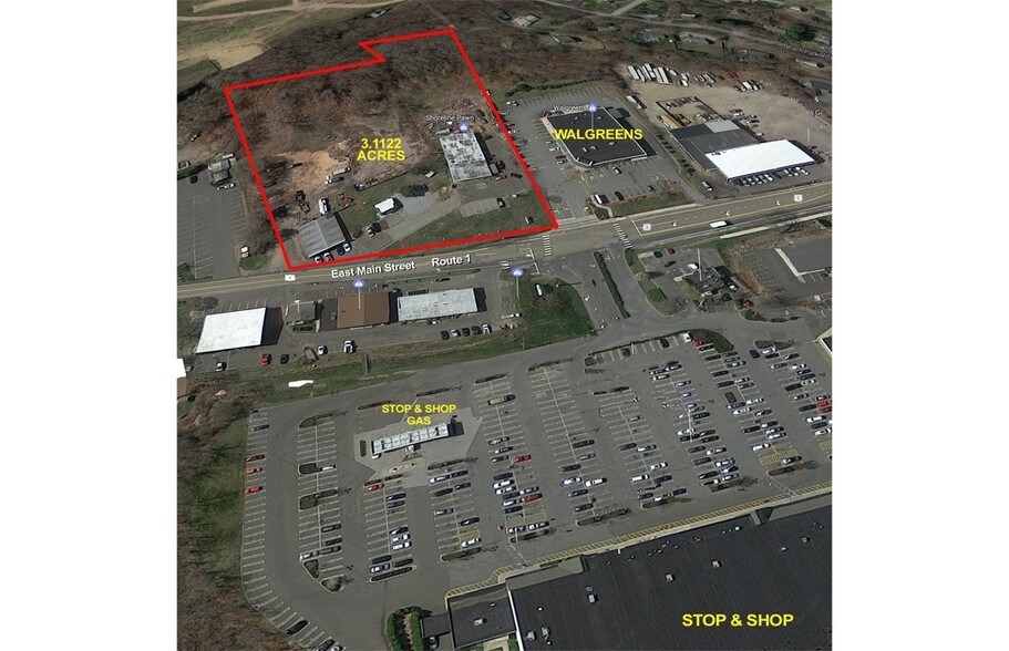 224 E Main St, Clinton, CT à louer - Photo du bâtiment - Image 2 de 2