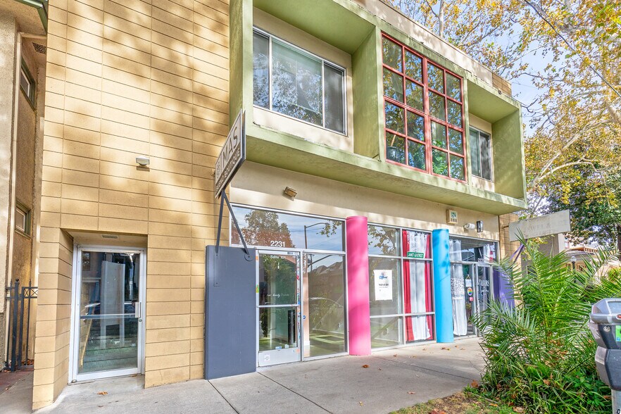2231 J St, Sacramento, CA for lease - Building Photo - Image 2 of 3