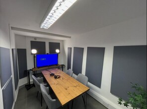 6 Church St, Barrow Upon Soar à louer Photo intérieure- Image 2 de 2