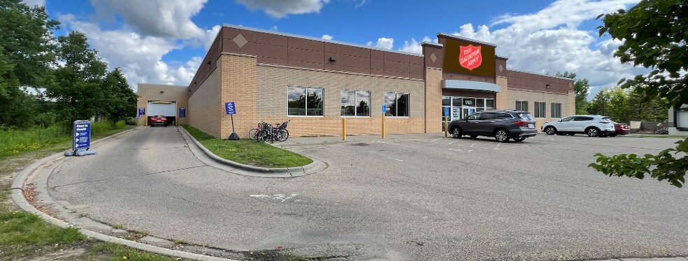 17625 Kenrick Ave, Lakeville, MN à vendre - Photo du bâtiment - Image 1 de 1