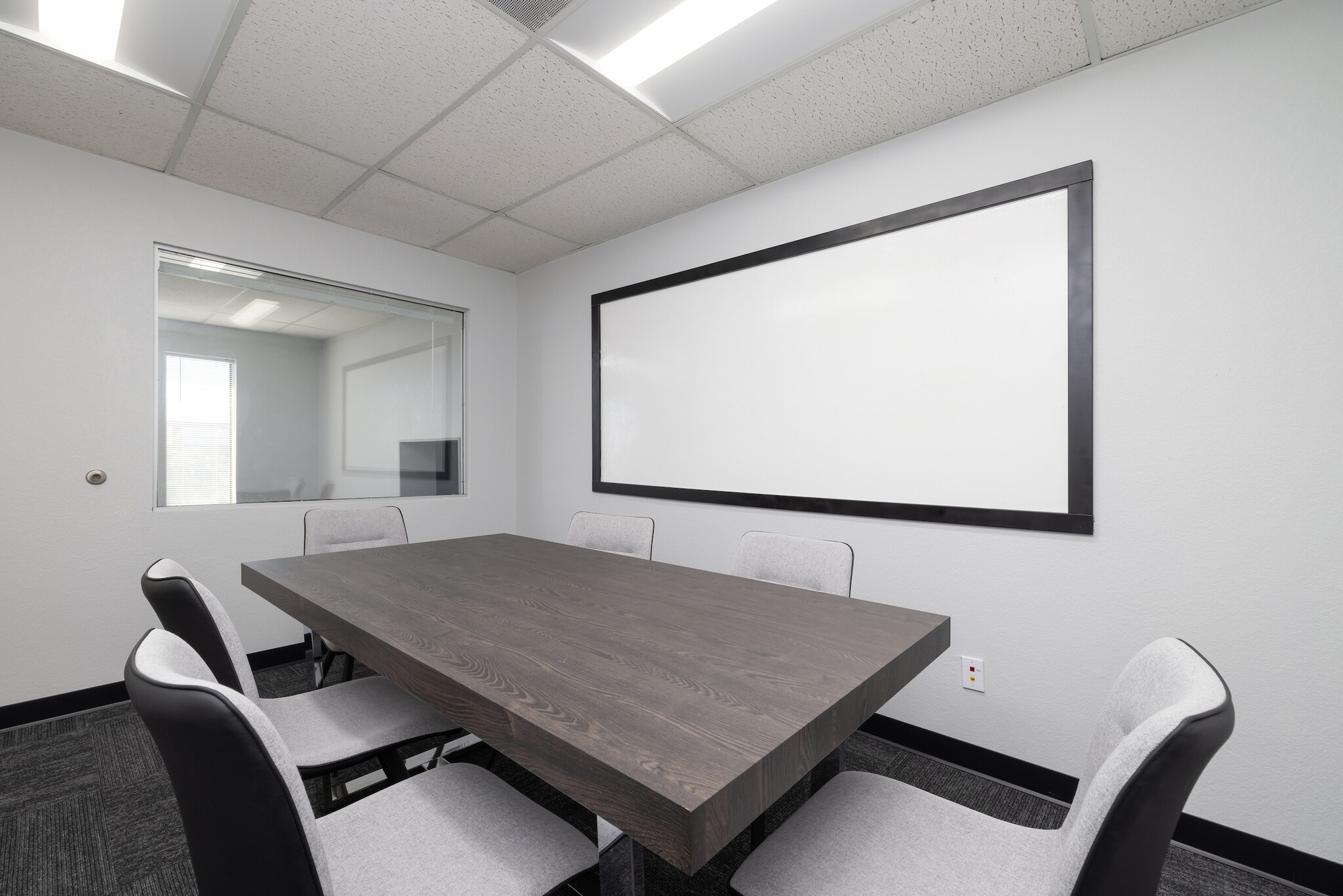 1616 E Main St, Mesa, AZ for lease Interior Photo- Image 1 of 6