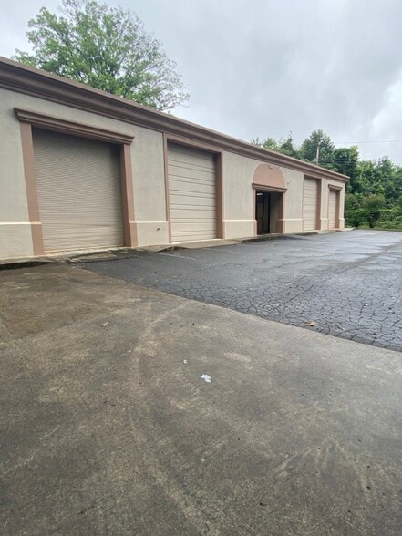 2030 Boyer St, Charlotte, NC for lease - Building Photo - Image 2 of 7