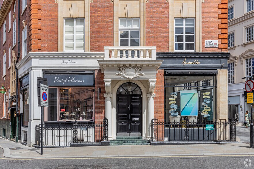 34 Brook St, Londres à louer - Photo du bâtiment - Image 2 de 4