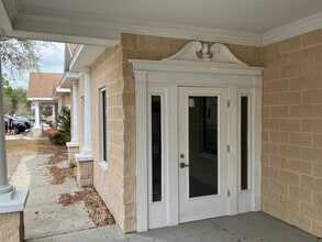 533 Medical Oaks Ave, Brandon, FL for lease Interior Photo- Image 2 of 5