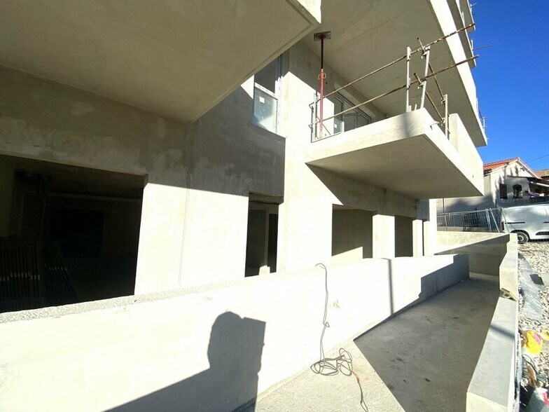 Office in Cagnes-sur-Mer for sale - Building Photo - Image 3 of 6