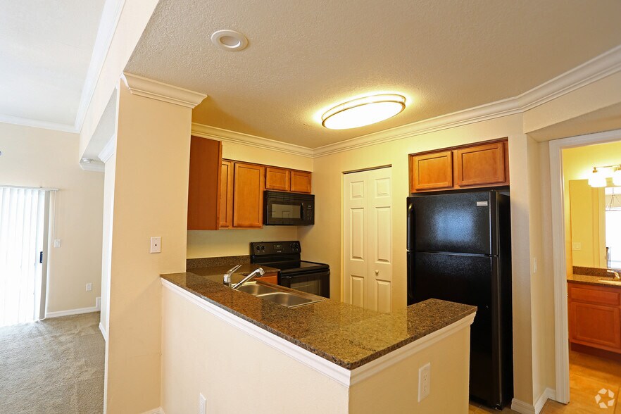 115 112th Ave NE, Saint Petersburg, FL à vendre - Photo intérieure - Image 3 de 71