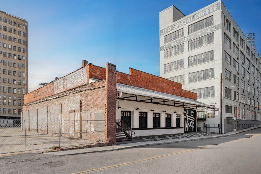 111 State St, Knoxville, TN à louer - Photo du bâtiment - Image 2 de 10