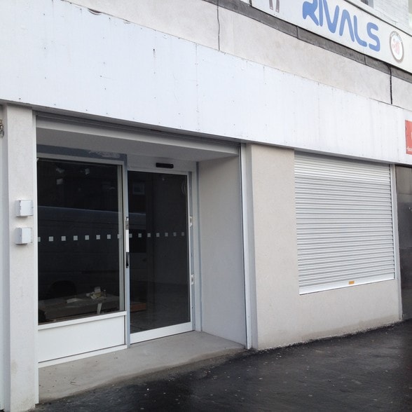 114-118 Manse Rd, Newmains for lease - Primary Photo - Image 1 of 4