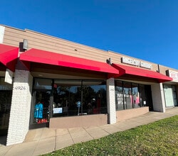 4900-4906 Topanga Canyon Blvd, Woodland Hills, CA for lease Building Photo- Image 1 of 1