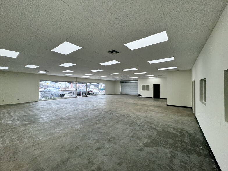 12222-12228 Garvey Ave, El Monte, CA for lease - Interior Photo - Image 2 of 3