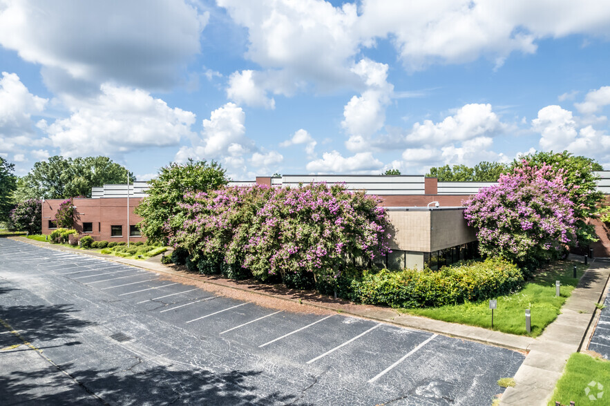 8000 Horizon Center Blvd, Memphis, TN for lease - Building Photo - Image 1 of 26