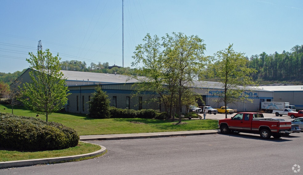 4158 Appalachian Way, Knoxville, TN for lease - Building Photo - Image 2 of 5