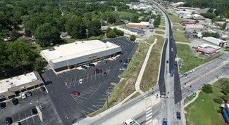 Plus de détails pour 7506 Raytown Rd, Kansas City, MO - Commerce de détail à vendre