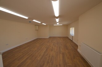 West End Rd, Kempston for lease Interior Photo- Image 2 of 4