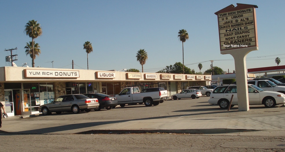 20113-20129 Vanowen St, Winnetka, CA for lease - Building Photo - Image 2 of 4