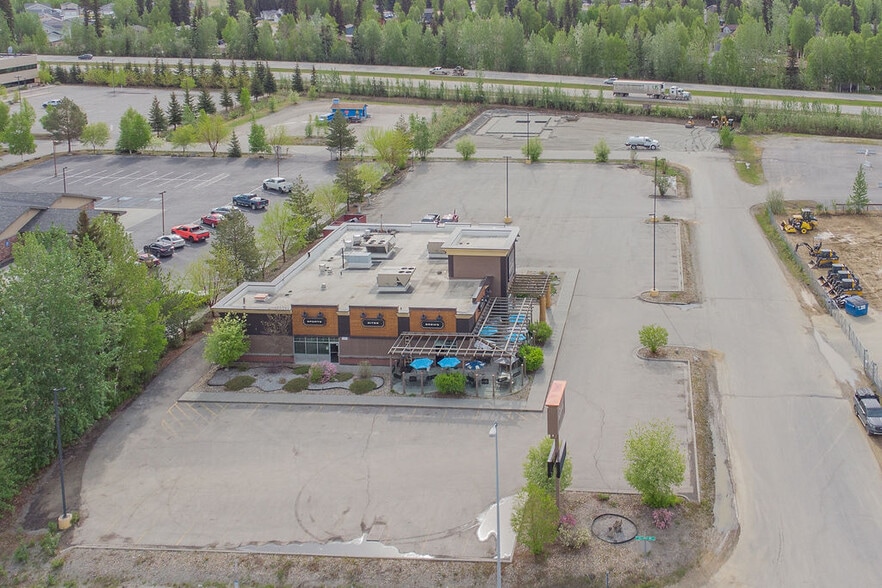 1243 Old Steese Hwy, Fairbanks, AK à vendre - Photo du bâtiment - Image 3 de 16