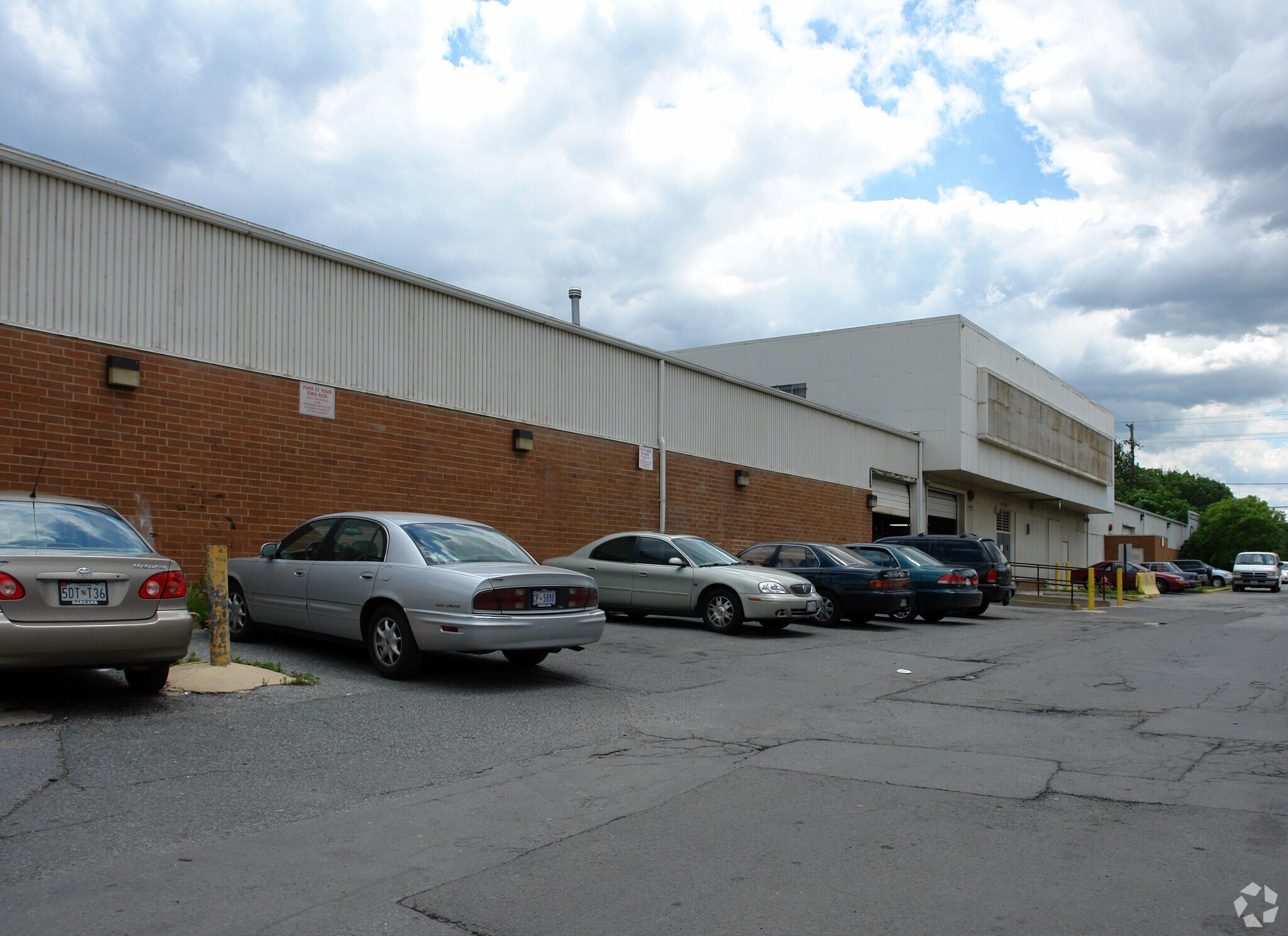 3450 Bladensburg Rd, Brentwood, MD for lease Primary Photo- Image 1 of 3