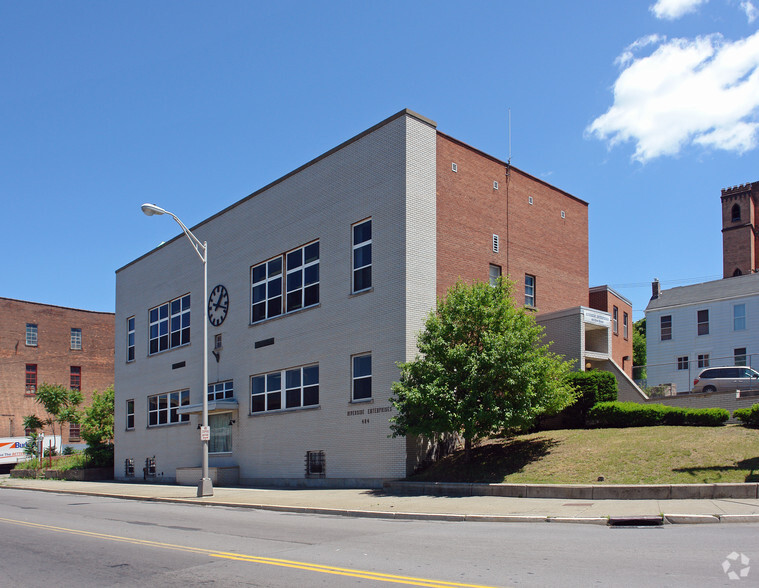 484 River St, Troy, NY for sale - Primary Photo - Image 1 of 1