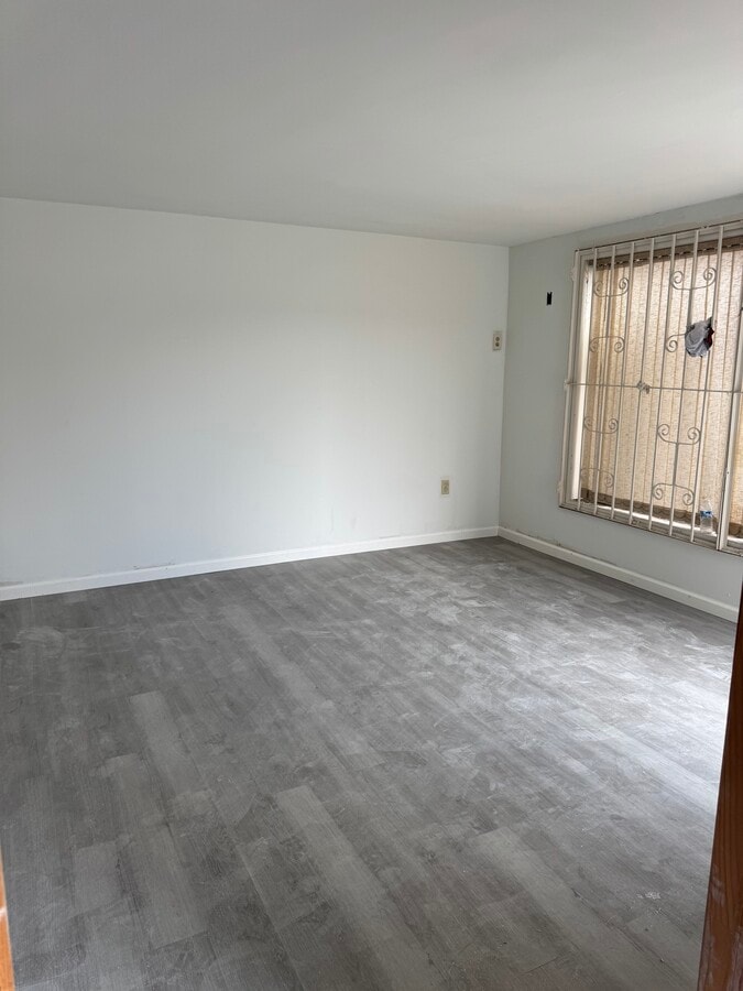 1671 W 38th Pl, Hialeah, FL 33012 - Unité 1406 -  - Photo intérieure - Image 2 of 4