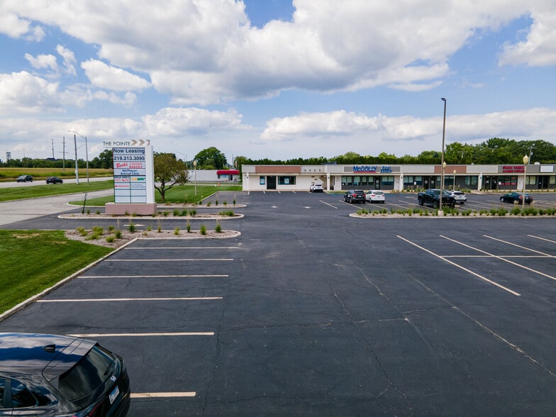 1942 N Main St, Crown Point, IN for lease - Building Photo - Image 2 of 7