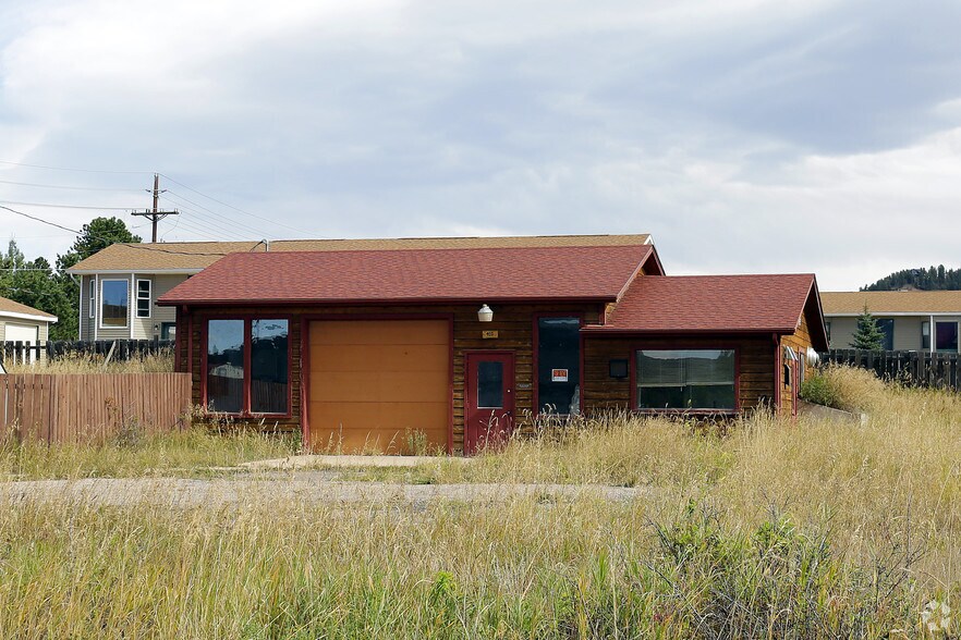 500 Rampart Range Rd, Woodland Park, CO à vendre - Photo du bâtiment - Image 2 de 2