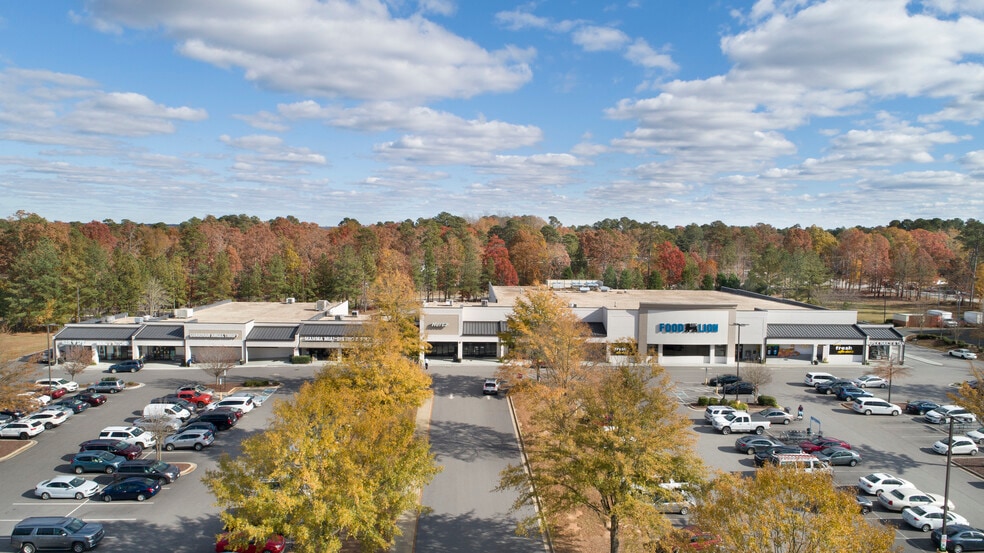 620 Laura Duncan Rd, Apex, NC à louer - Photo du bâtiment - Image 2 de 2