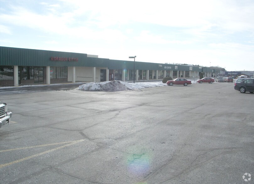 720-756 Broadway St, Berlin, WI à vendre - Photo principale - Image 1 de 29