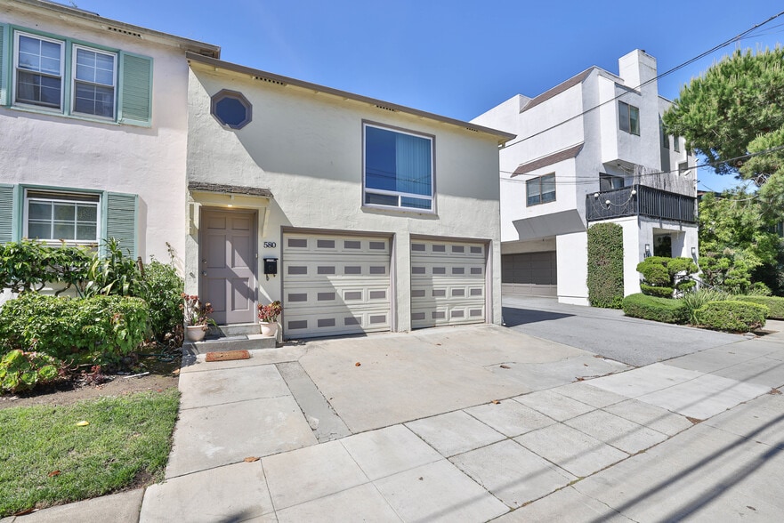 580 Chestnut St, San Carlos, CA for sale - Building Photo - Image 3 of 11
